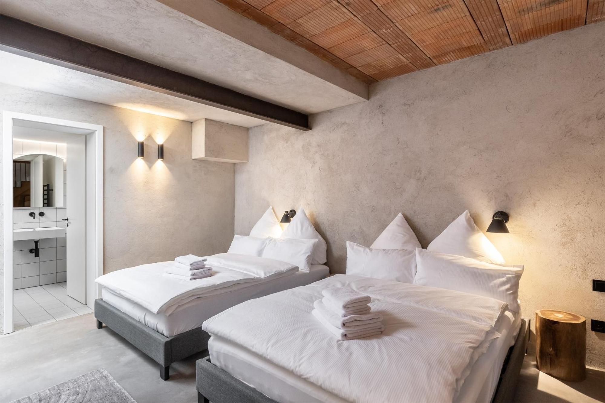 Coolest In Berlin, Easy Check-in, Close To Center, Black & White Maisonette #6 Lejlighed *